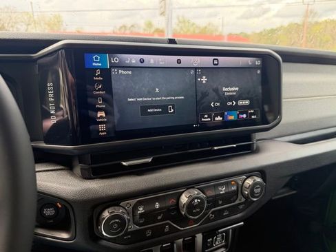 New 2026 Jeep Wrangler Sport S image 25