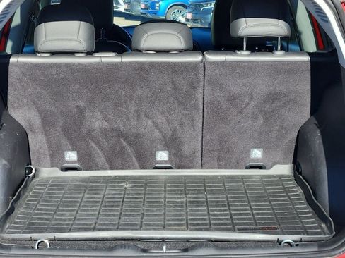 Used 2019 Jeep Compass Trailhawk w/ Cold Weather Group image 17