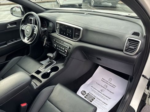 Used 2022 Kia Sportage Nightfall Edition image 25
