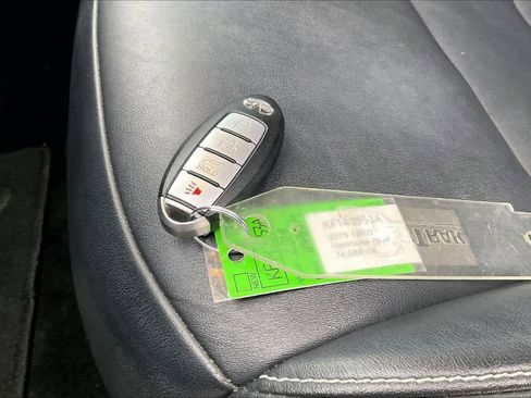 Used 2019 INFINITI QX50 Luxe w/ Navigation Package image 19