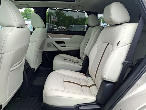 Certified 2024 MAZDA CX-90 Plug-In Hybrid w/ Premium Plus AWD/4WD image 12