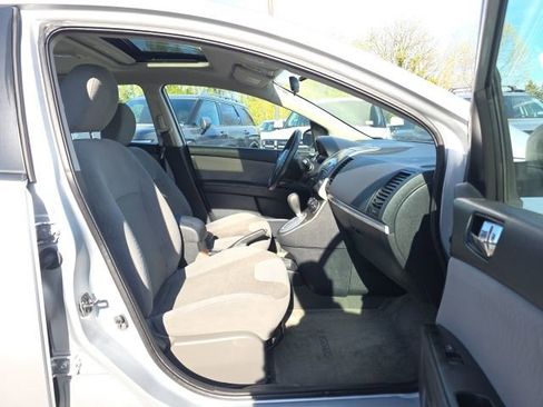 Used 2012 Nissan Sentra 2.0 SR w/ Special Edition Pkg image 18