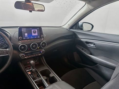 Used 2020 Nissan Sentra SV image 23
