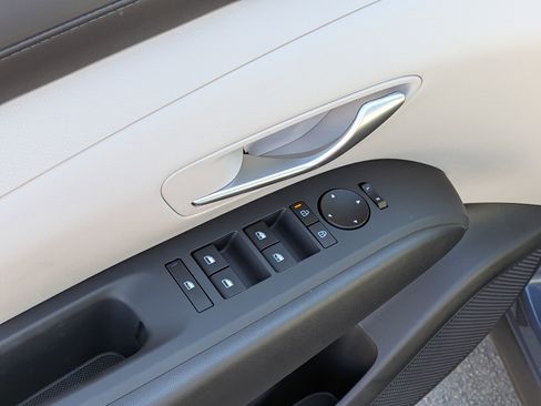 New 2026 Hyundai Tucson SEL image 17