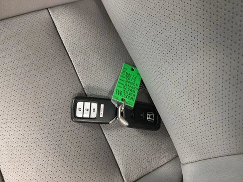 Used 2013 Honda Accord EX-L image 23