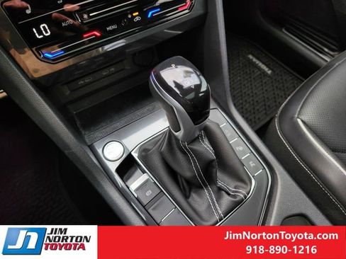 Used 2023 Volkswagen Tiguan SEL R-Line AWD/4WD image 20