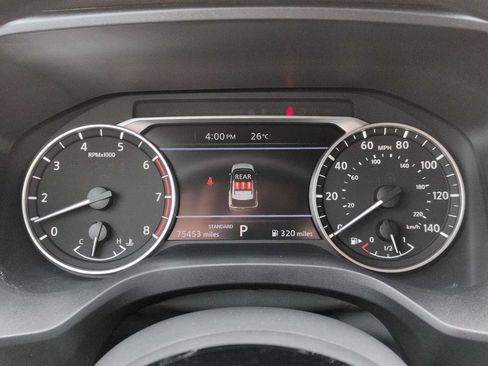 Used 2023 Nissan Rogue SV FWD image 32