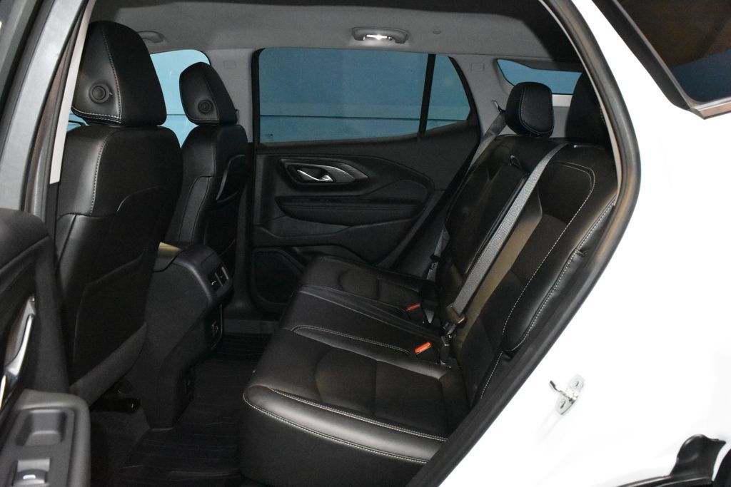 Used 2024 GMC Terrain SLT w/ Tech Package AWD/4WD image 21