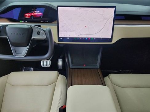 Used 2023 Tesla Model X image 34