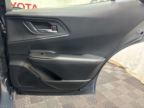 Used 2025 Toyota Prius Plug-In Hybrid FWD image 14
