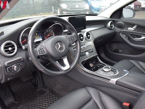 Used 2017 Mercedes-Benz C 300 Sedan image 3