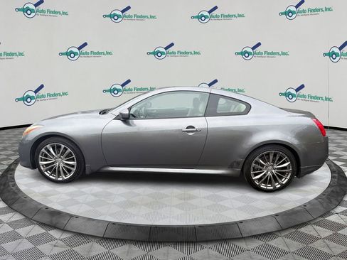 Used 2011 INFINITI G37 Journey w/ Premium Pkg image 8