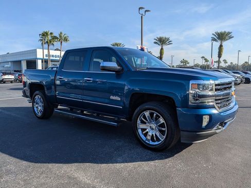 Used 2018 Chevrolet Silverado 1500 High Country image 2