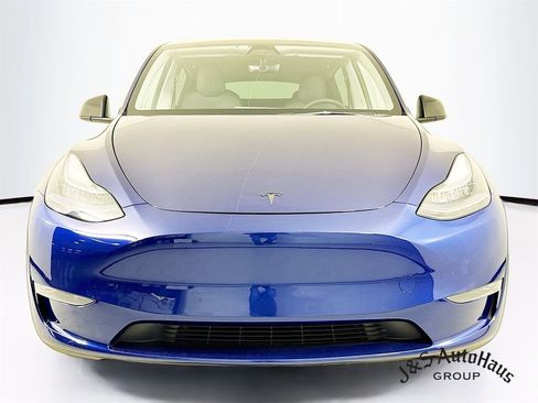 Used 2023 Tesla Model Y Long Range image 2