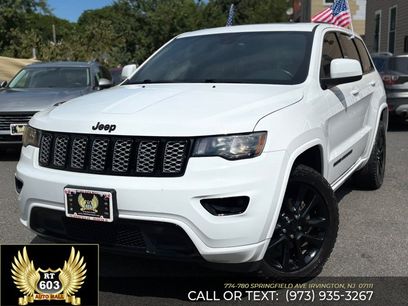 Used 2017 Jeep Grand Cherokee Altitude