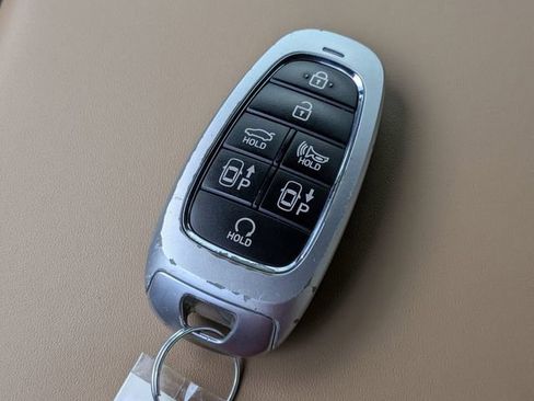 Used 2021 Hyundai Sonata Limited w/ Preferred Accessory Package FWD image 30