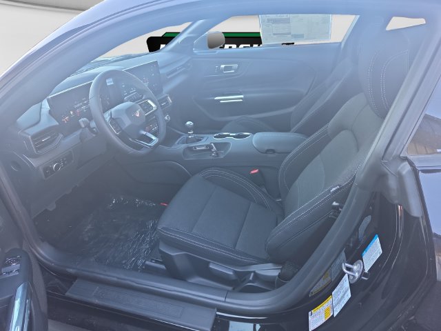 New 2026 Ford Mustang GT w/ GT Performance Package RWD image 30