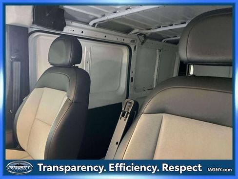 Used 2025 RAM ProMaster 2500 w/ Convenience Group FWD image 22