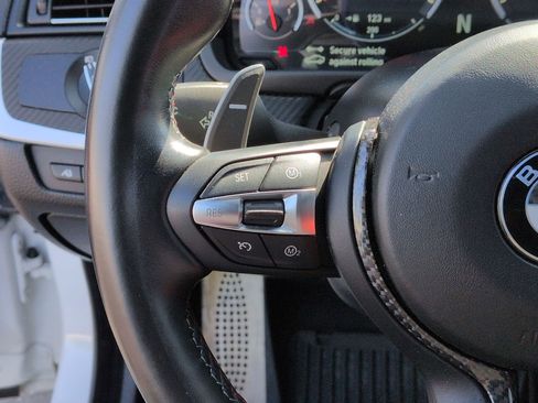 Used 2014 BMW M5 RWD image 18