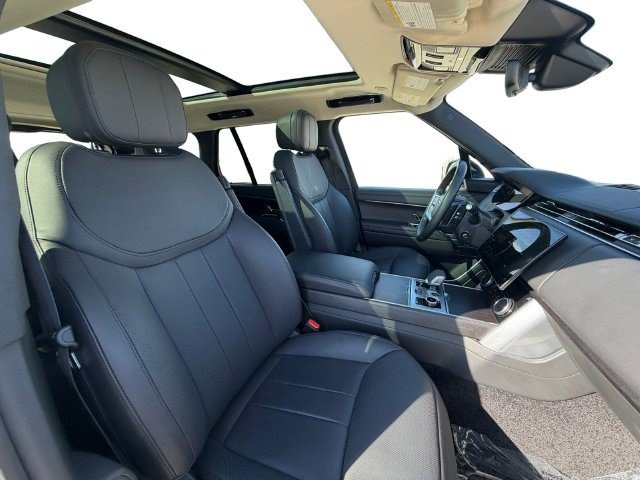 Used 2023 Land Rover Range Rover SE AWD/4WD image 16