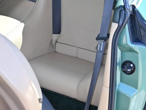 Used 2006 Aston Martin DB9 Volante image 20