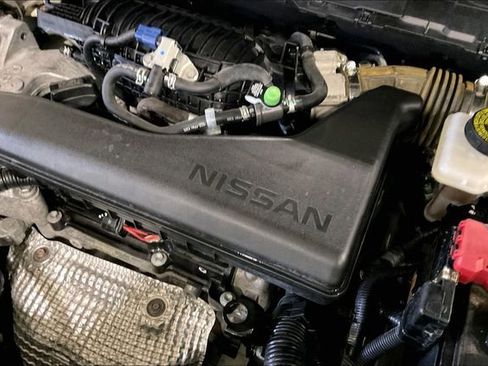 Used 2015 Nissan Rogue SV w/ SV Premium Package image 34