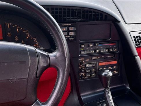 Used 1992 Chevrolet Corvette Base image 12