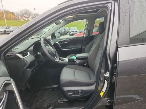 Used 2024 Toyota RAV4 XLE image 9
