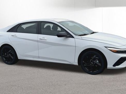 New 2026 Hyundai Elantra Sport FWD image 2