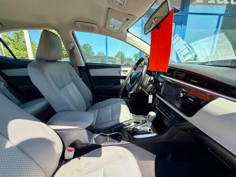 Used 2016 Toyota Corolla LE FWD image 25