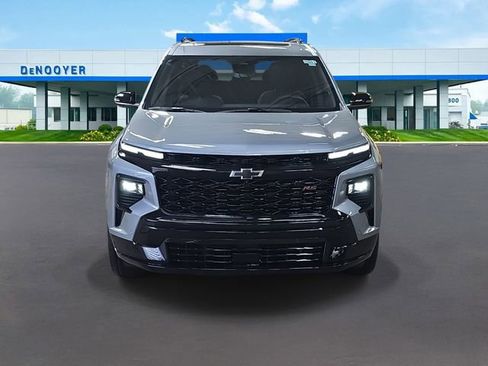 New 2026 Chevrolet Traverse RS w/ LPO, Floor Liner Package image 3