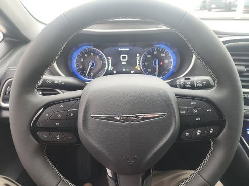 New 2026 Chrysler Pacifica Select w/ S Appearance Package image 14