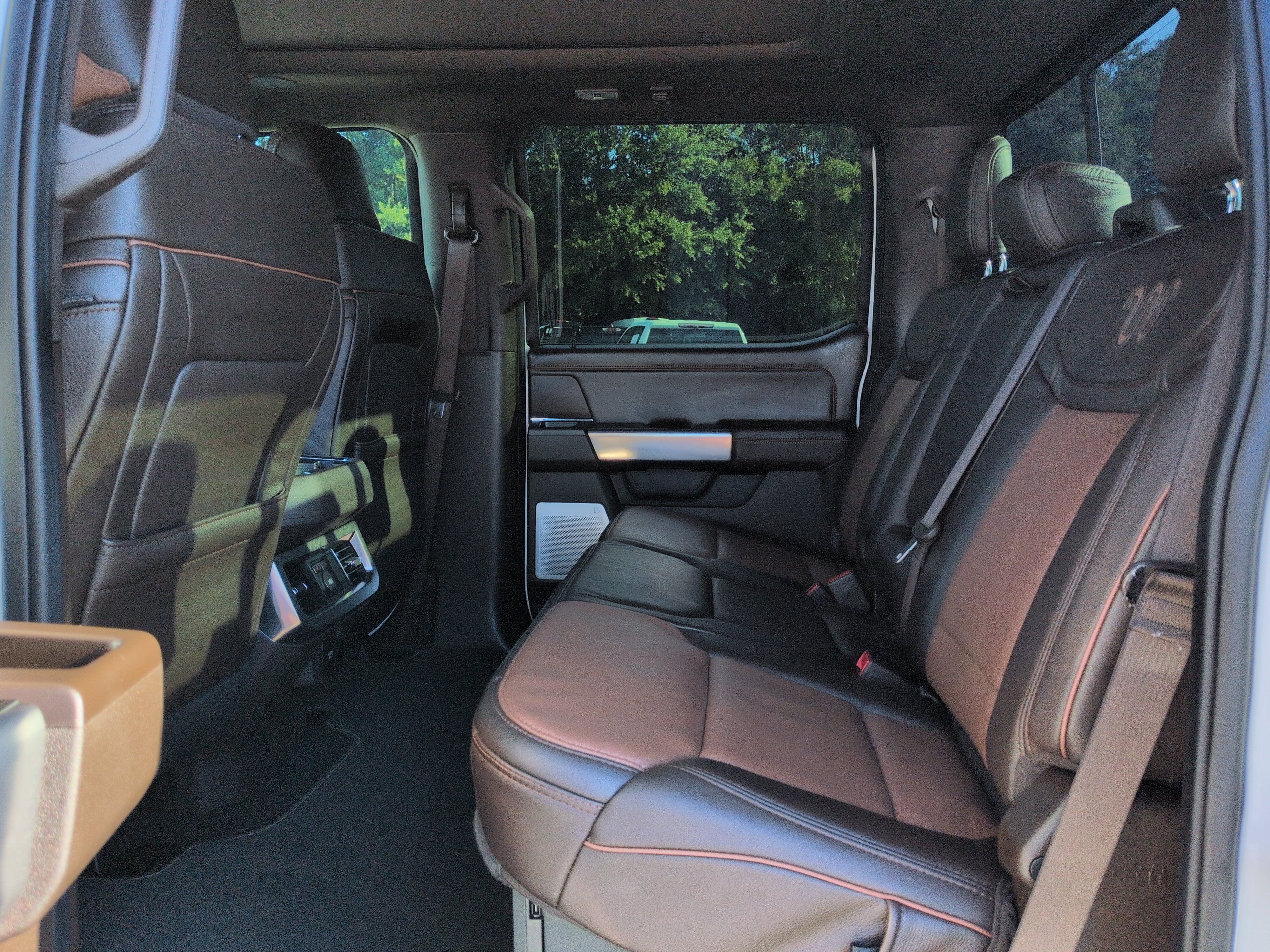 Used 2025 Ford F450 King Ranch w/ Chrome Package AWD/4WD image 13