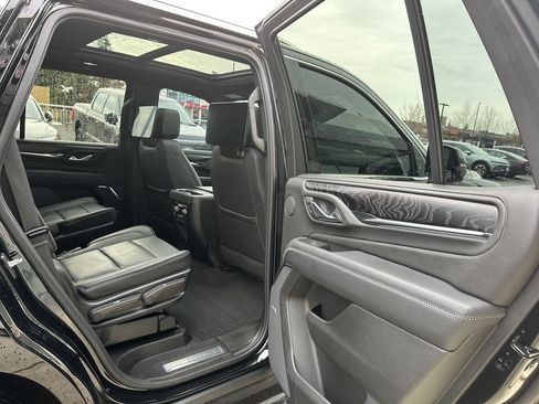 Used 2024 GMC Yukon Denali w/ Denali Reserve Package AWD/4WD image 48