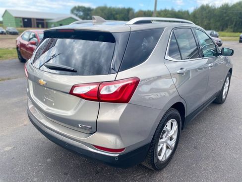Used 2018 Chevrolet Equinox Premier image 8