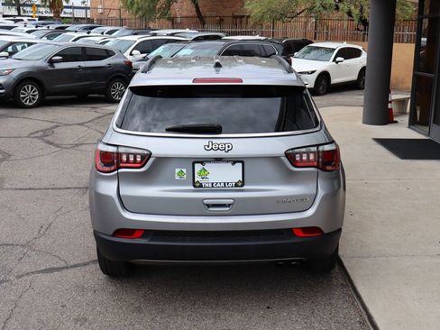 Used 2020 Jeep Compass Limited FWD image 10