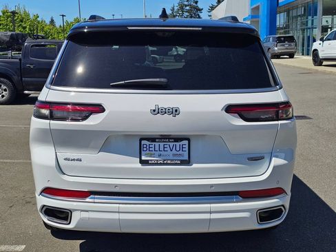Used 2025 Jeep Grand Cherokee L Summit AWD/4WD image 4