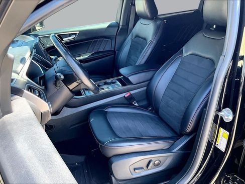 Certified 2021 Ford Edge ST-Line FWD image 10