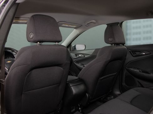 Used 2024 Chevrolet Malibu LS image 28