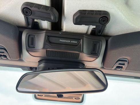 New 2025 Jeep Gladiator Sport image 35