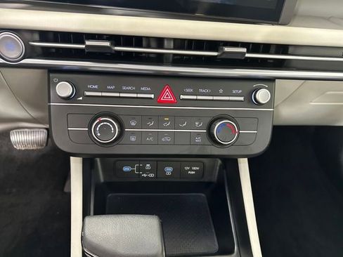 Certified 2025 Hyundai Tucson SE AWD/4WD image 51