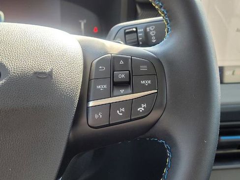 New 2025 Ford Maverick Lobo image 17