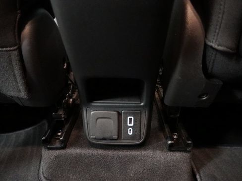 Used 2023 Chevrolet TrailBlazer LT w/ Convenience Package FWD image 27