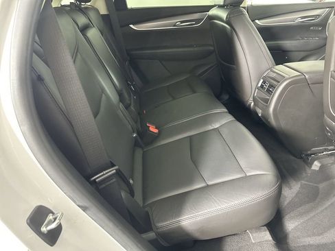 Used 2019 Cadillac XT5 Luxury image 29
