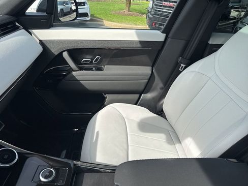 Used 2023 Land Rover Range Rover Sport SE Dynamic image 16