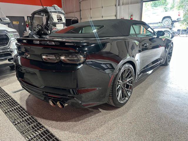 Used 2022 Chevrolet Camaro ZL1 RWD image 3