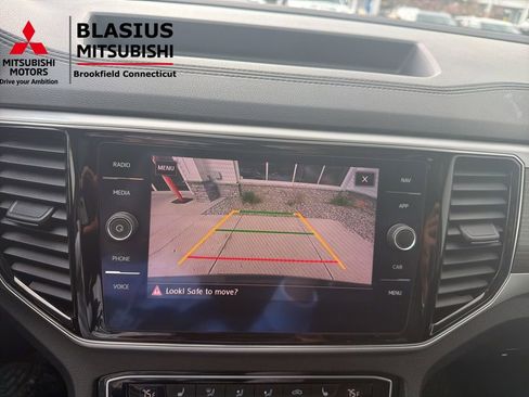 Used 2019 Volkswagen Atlas SEL R-Line AWD/4WD image 37