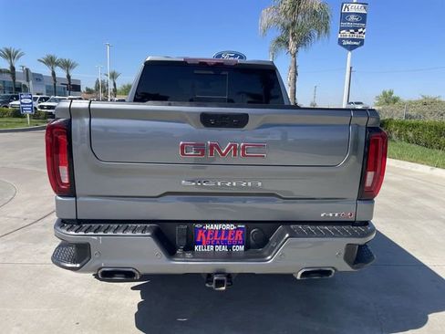 Used 2022 GMC Sierra 1500 AT4 w/ AT4 Premium Package image 7
