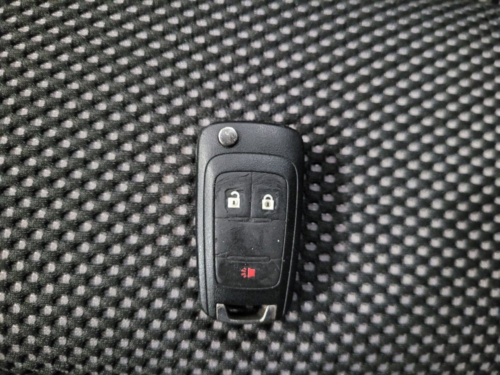 Used 2016 GMC Terrain SLE w/ Cargo Package FWD image 32