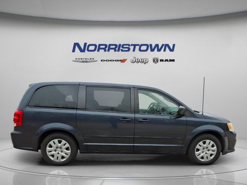 Used 2014 Dodge Grand Caravan SE w/ Quick Order Package 29E SE FWD image 7